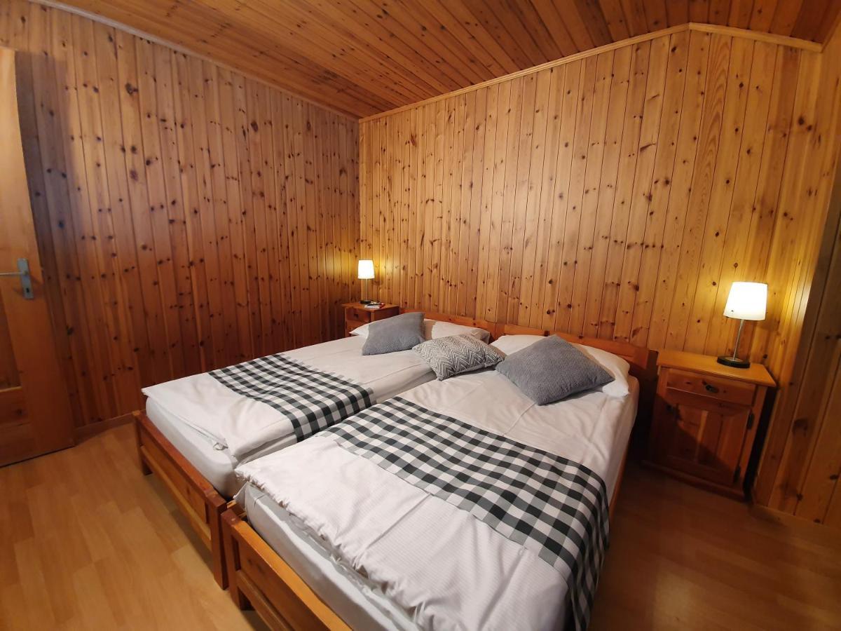Ferienwohnungen Wallis - Randa Bei Zermatt Exterior photo